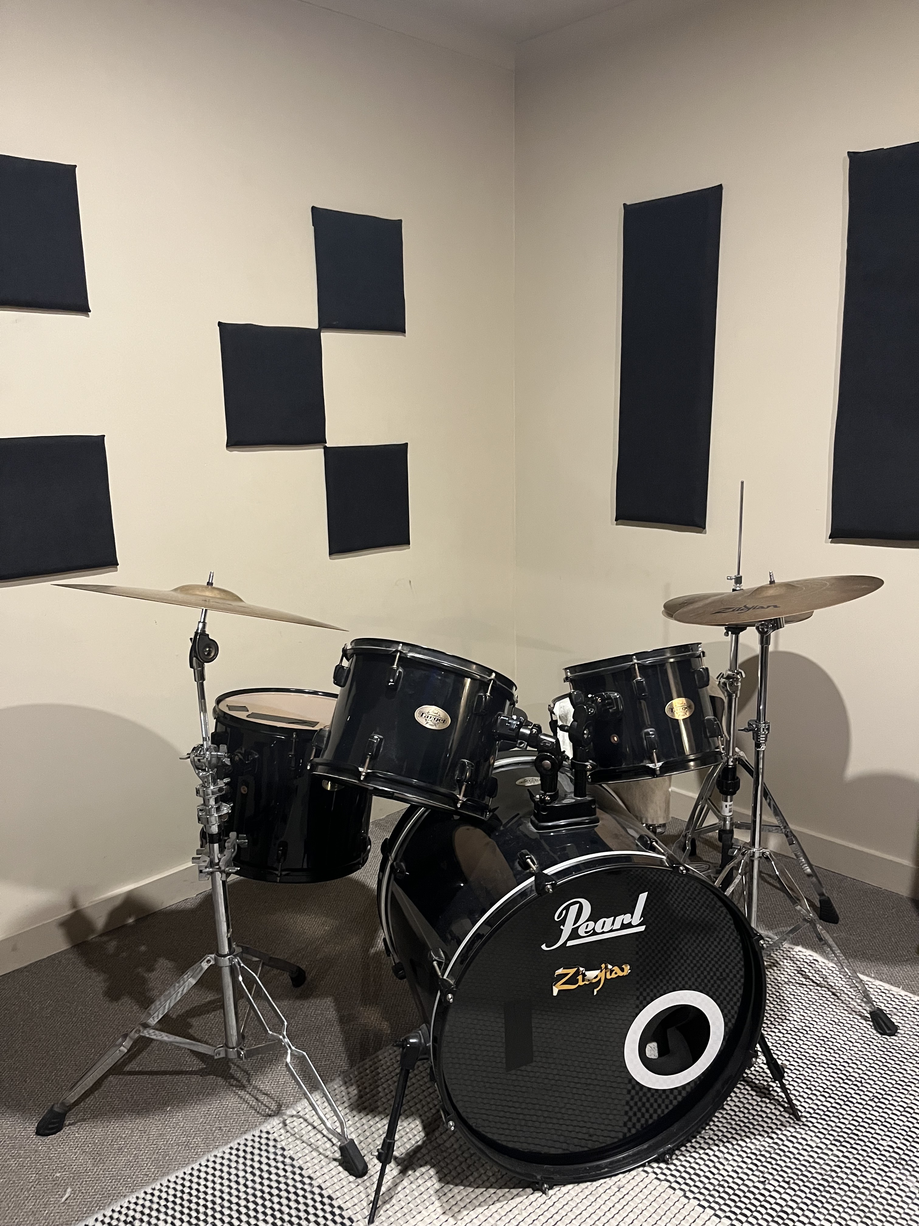 Studio 1 2