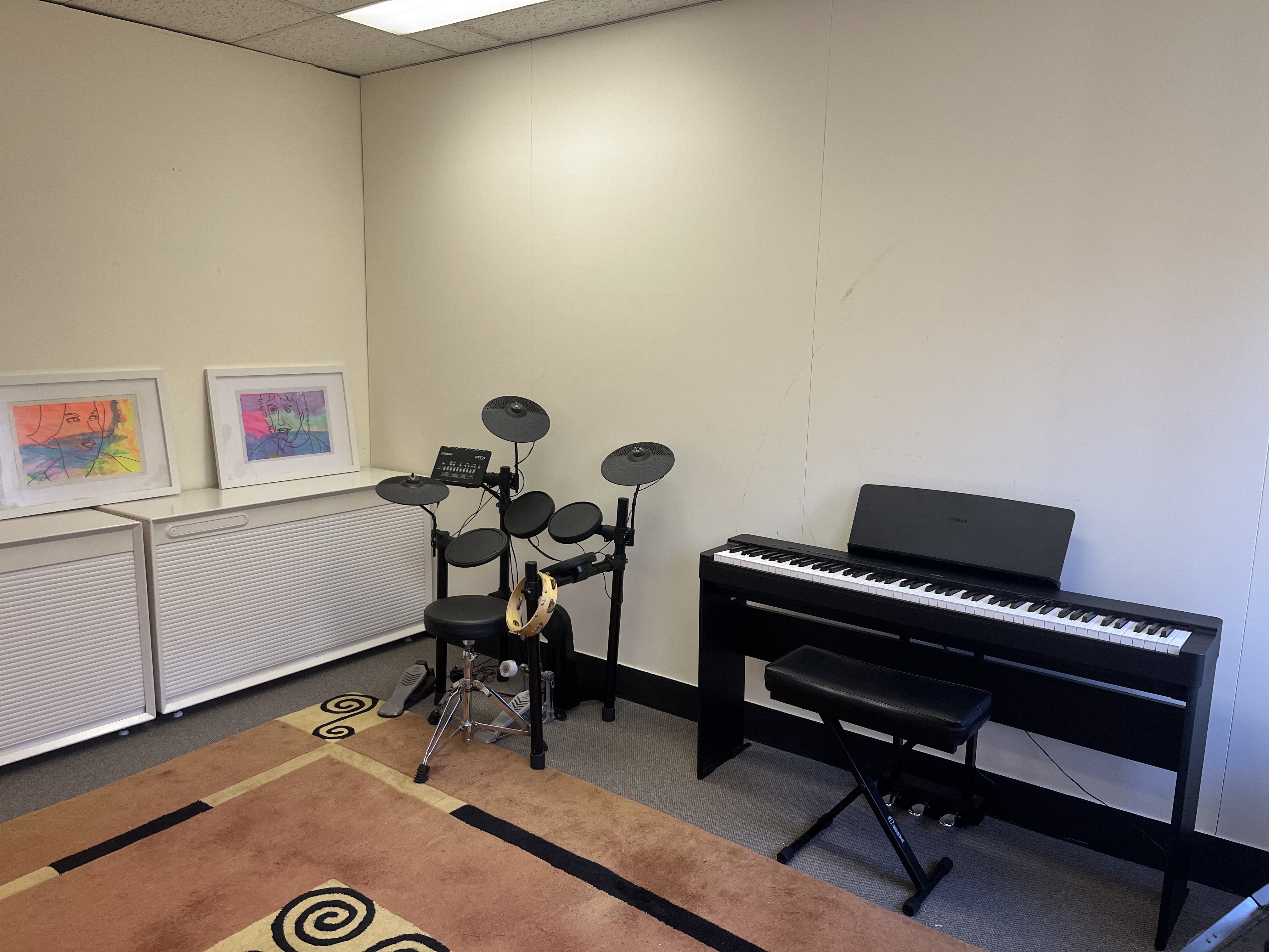 Studio 2 3